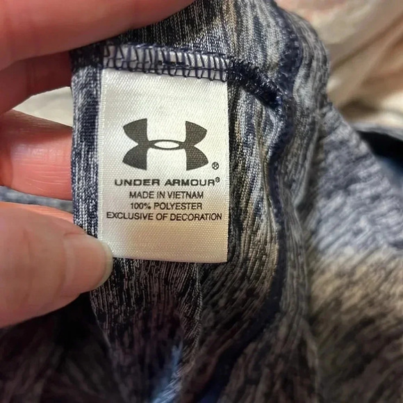 Minnesota Twins Under Armour pull over - Picture 5 of 6